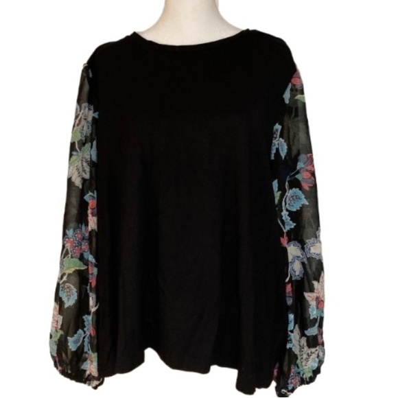 NWT Tahari Floral Sleeve Print Blouse Plus Size 3X - Picture 2 of 11